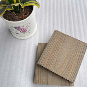 Gỗ nhựa ngoài trời 
