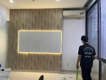 Thi công vách, nền Live siêu xinh cho căn hộ LaAtrostria Quận 2