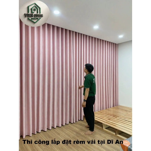 Lắp đặt rèm cửa Bình Dương: Dịch vụ Thi công Chuyên nghiệp & Giá Kho