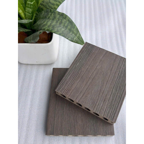 Gỗ nhựa ngoài trời 