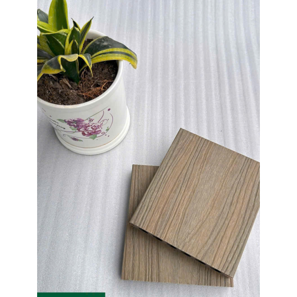 Gỗ nhựa ngoài trời