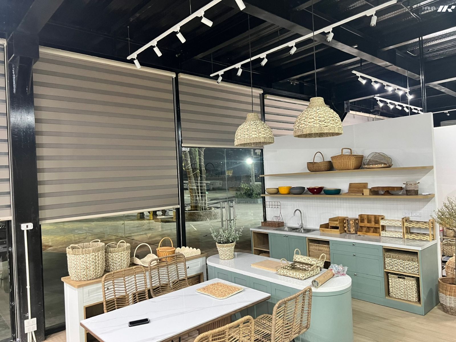 Thi công rèm cửa tại vsip1 bình dương Vinh Quang Decor