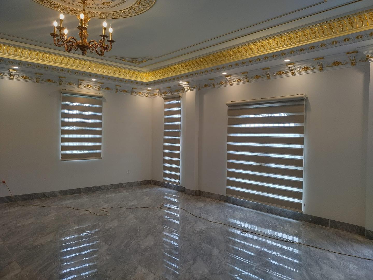 Vinh Quang decor thi công rèm cầu vồng tại thuận an bình dương