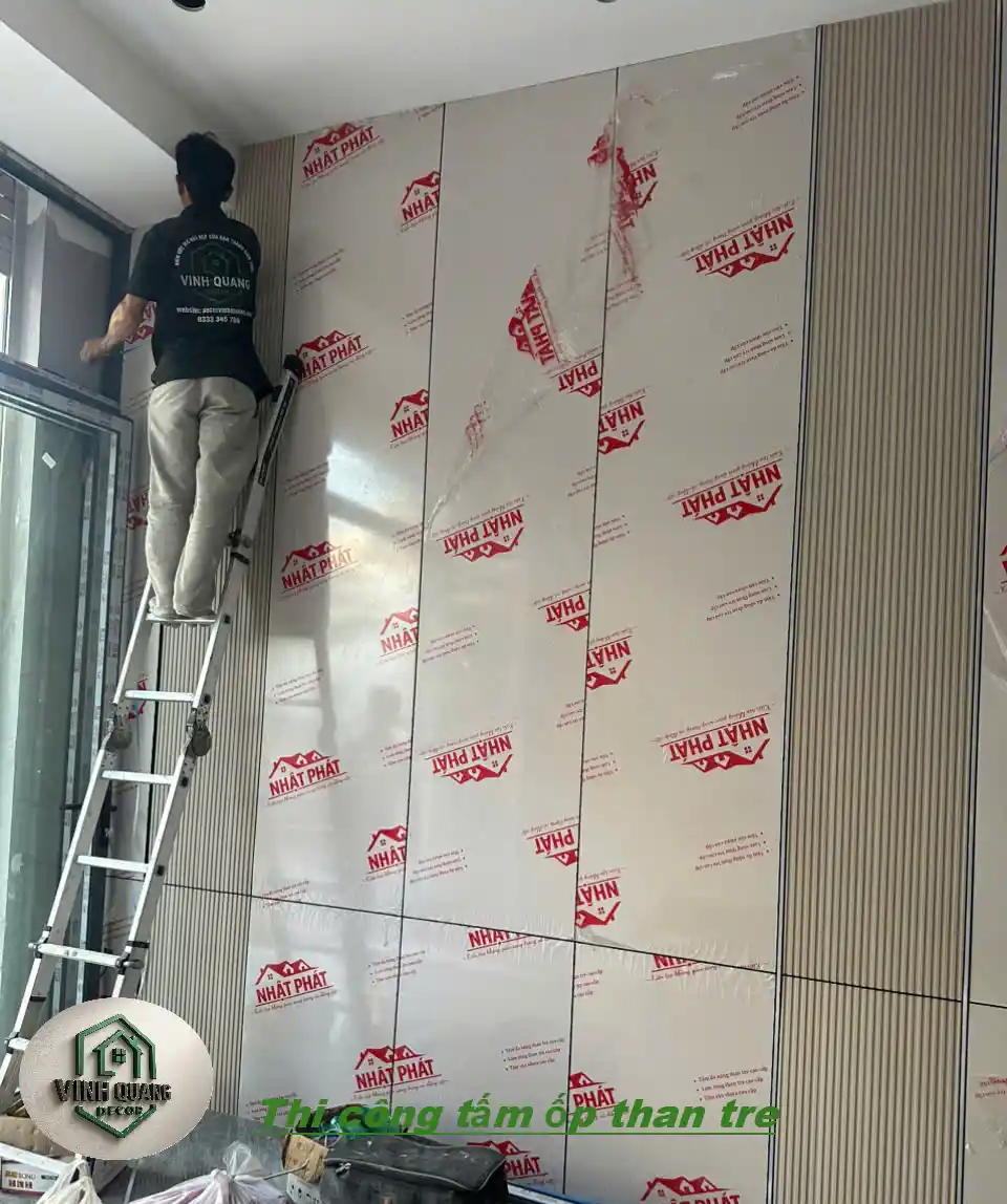 Thi công tấm ốp tường than tre tại Thuận An, Bình Dương