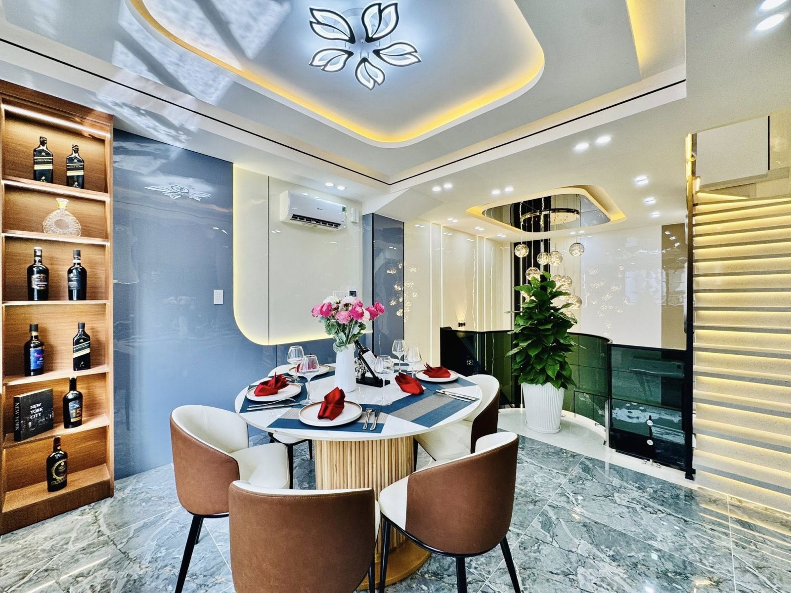 Tấm Ốp Than Tre 