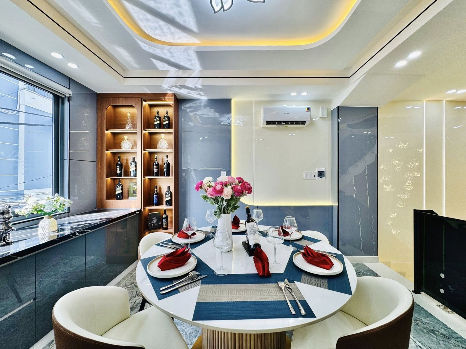 thi công tấm ốp đa năng sợi than tre phường Linh Trung