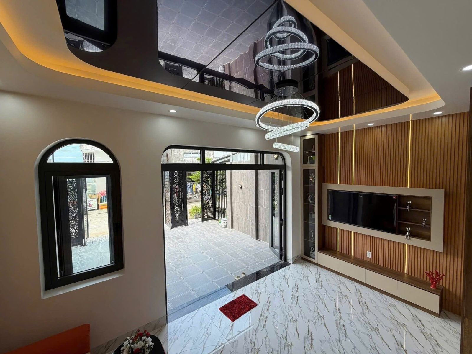 Đội ngũ thợ Decor Vinh Quang đang hoàn thiện công trình tại Thủ Dầu Một